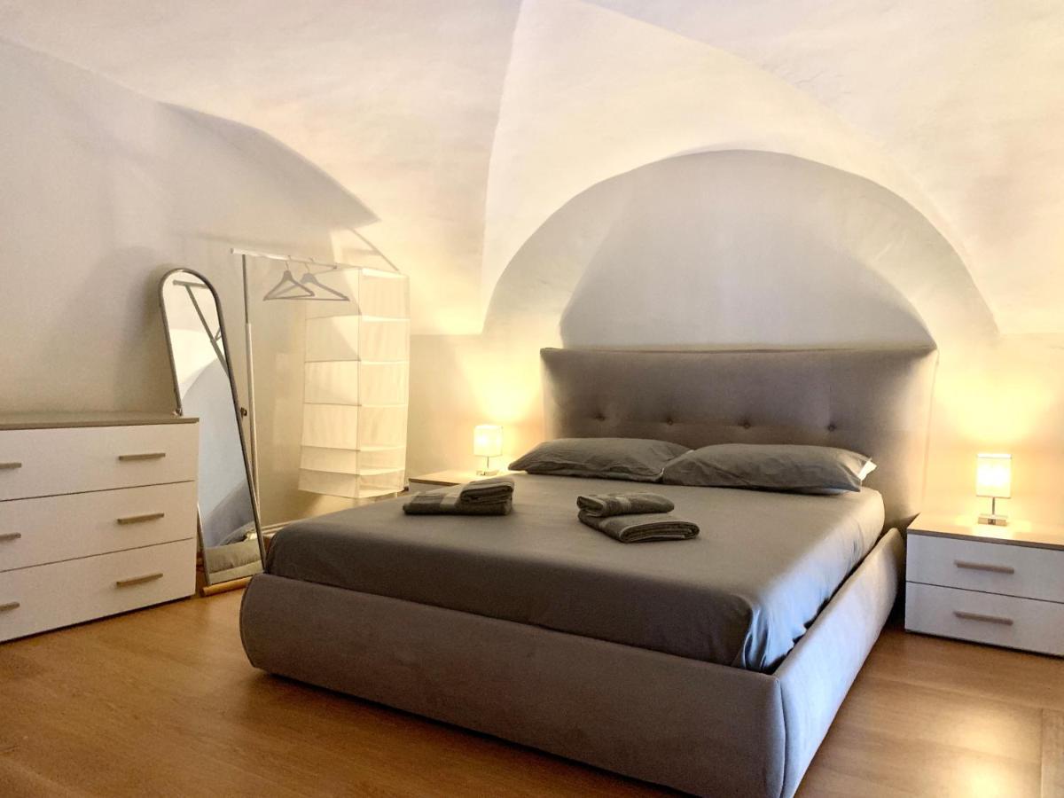 Almond Apartment Катания Экстерьер фото