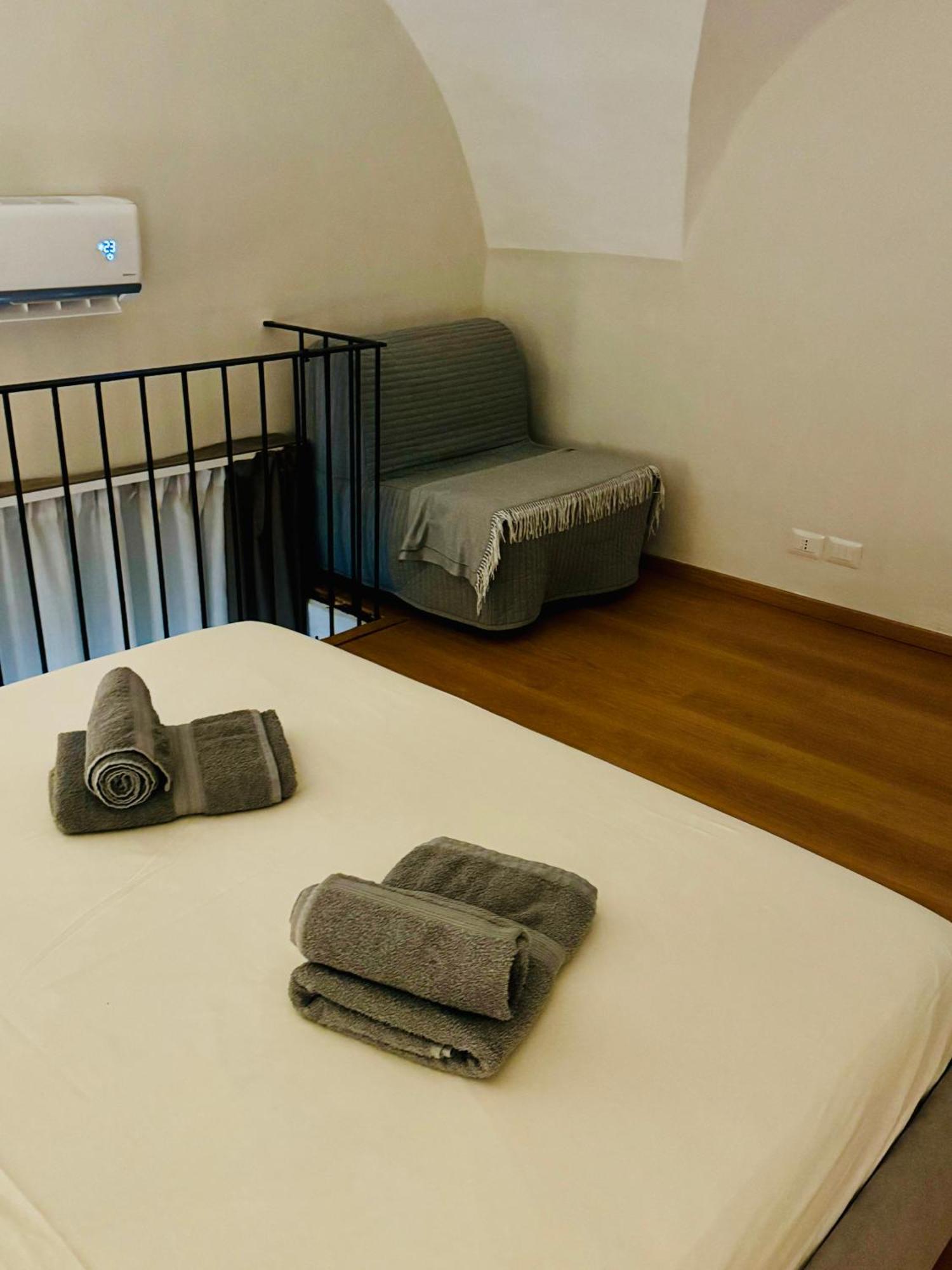 Almond Apartment Катания Экстерьер фото